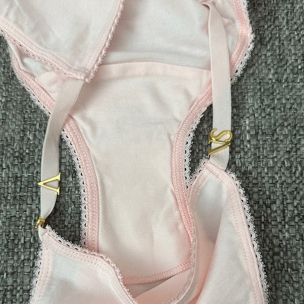 Victoria's Secret Lace-Trim Bikini Panty - Picture 7 of 7